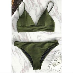 Cupshe Bikini Swimsuit - Small